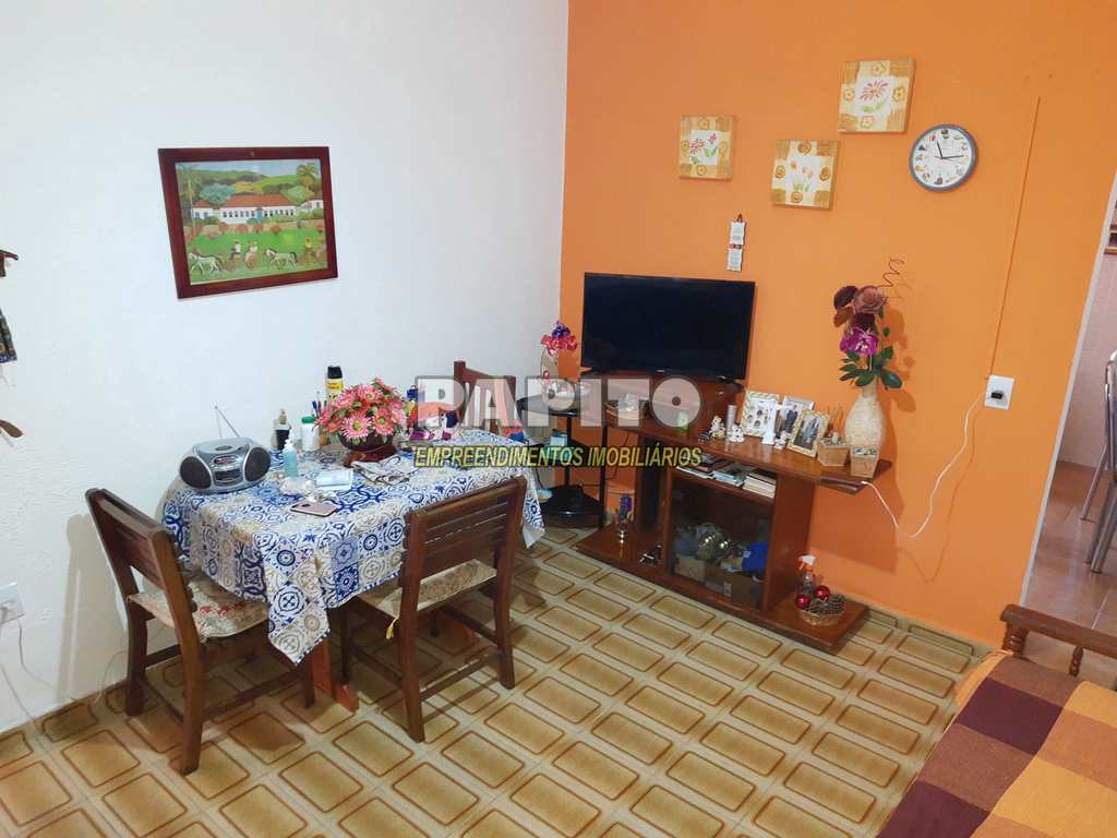 Casa em Praia Grande, no bairro Real