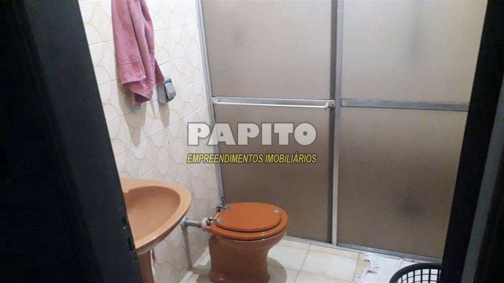 Casa em Praia Grande, no bairro Maracanã
