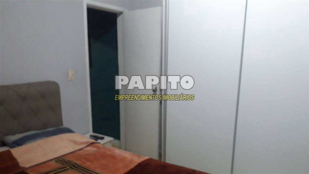 Casa em Praia Grande, no bairro Maracanã