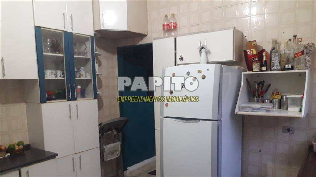 Casa em Praia Grande, no bairro Maracanã