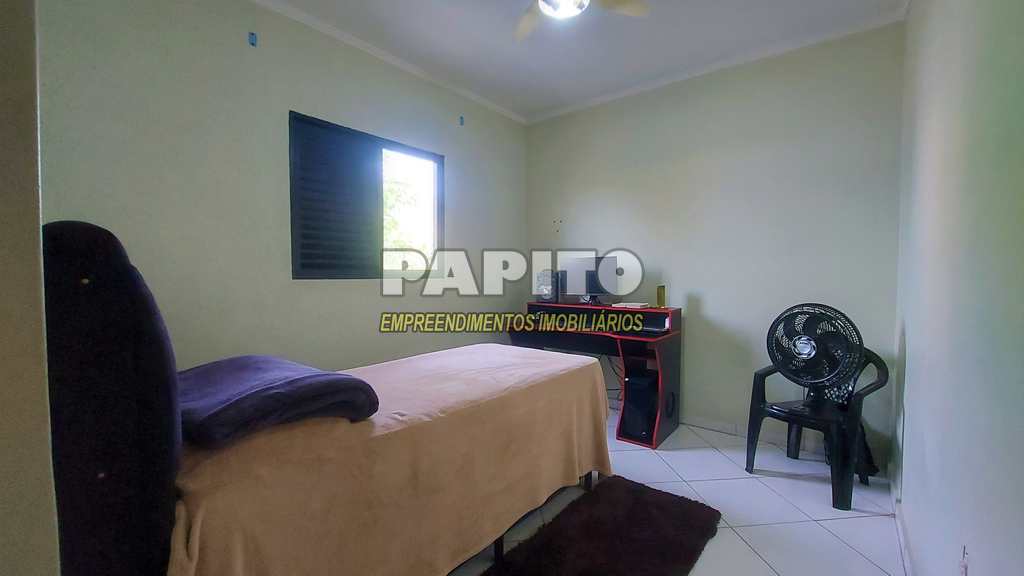 Casa em Praia Grande, no bairro Nova Mirim