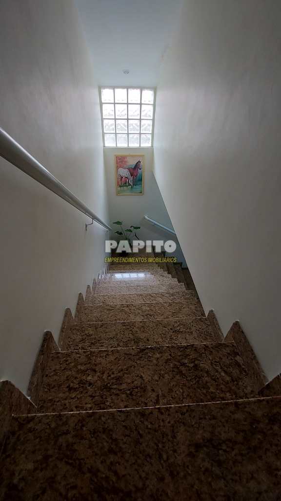 Casa em Praia Grande, no bairro Nova Mirim