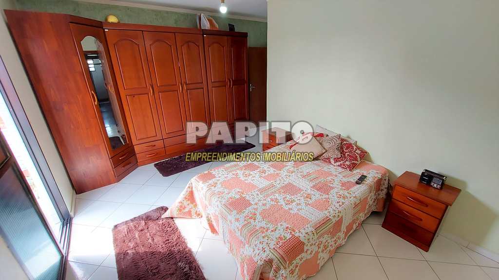 Casa em Praia Grande, no bairro Nova Mirim