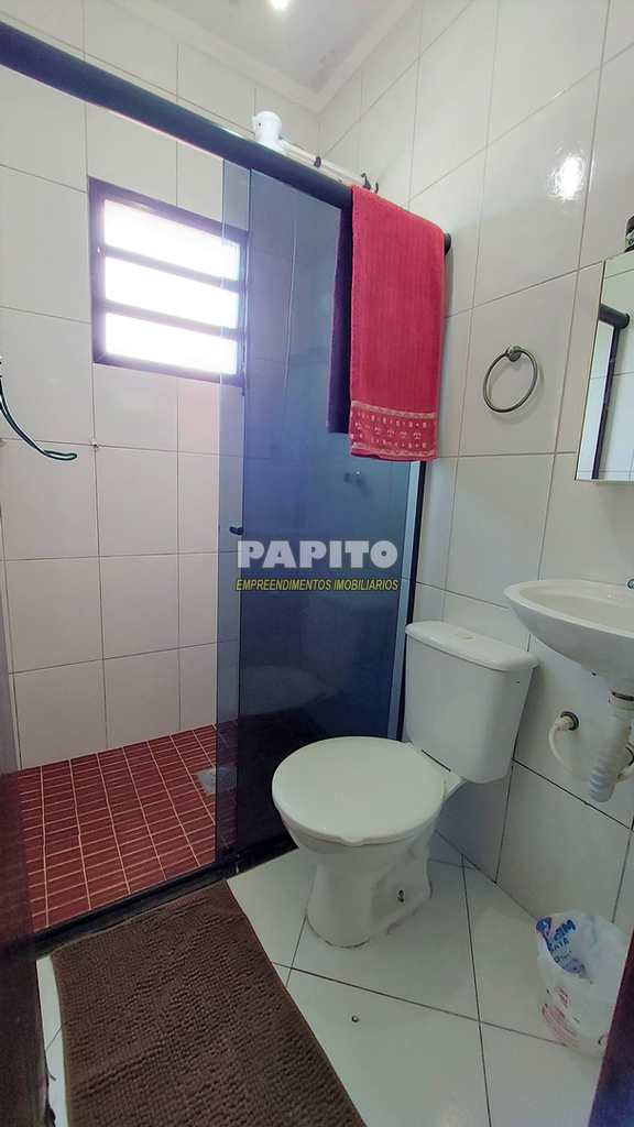 Casa em Praia Grande, no bairro Nova Mirim
