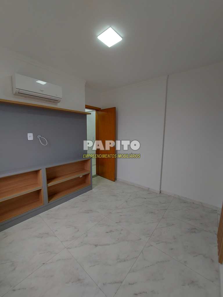 Apartamento em Praia Grande, no bairro Mirim