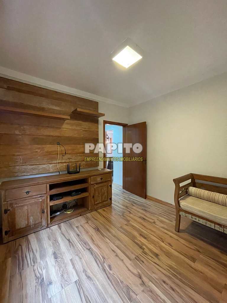 Casa em Praia Grande, no bairro Canto do Forte