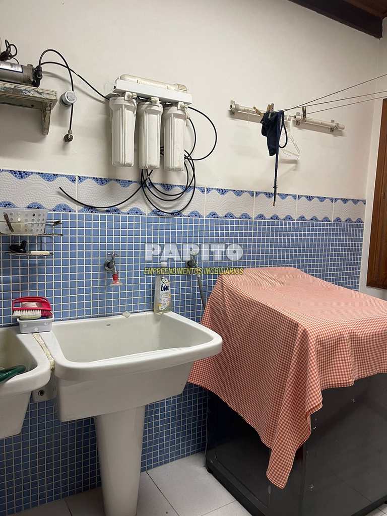 Casa em Praia Grande, no bairro Canto do Forte