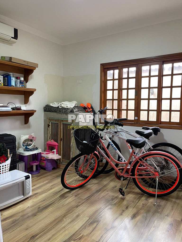 Casa em Praia Grande, no bairro Canto do Forte