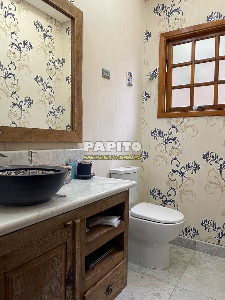 Casa em Praia Grande, no bairro Canto do Forte
