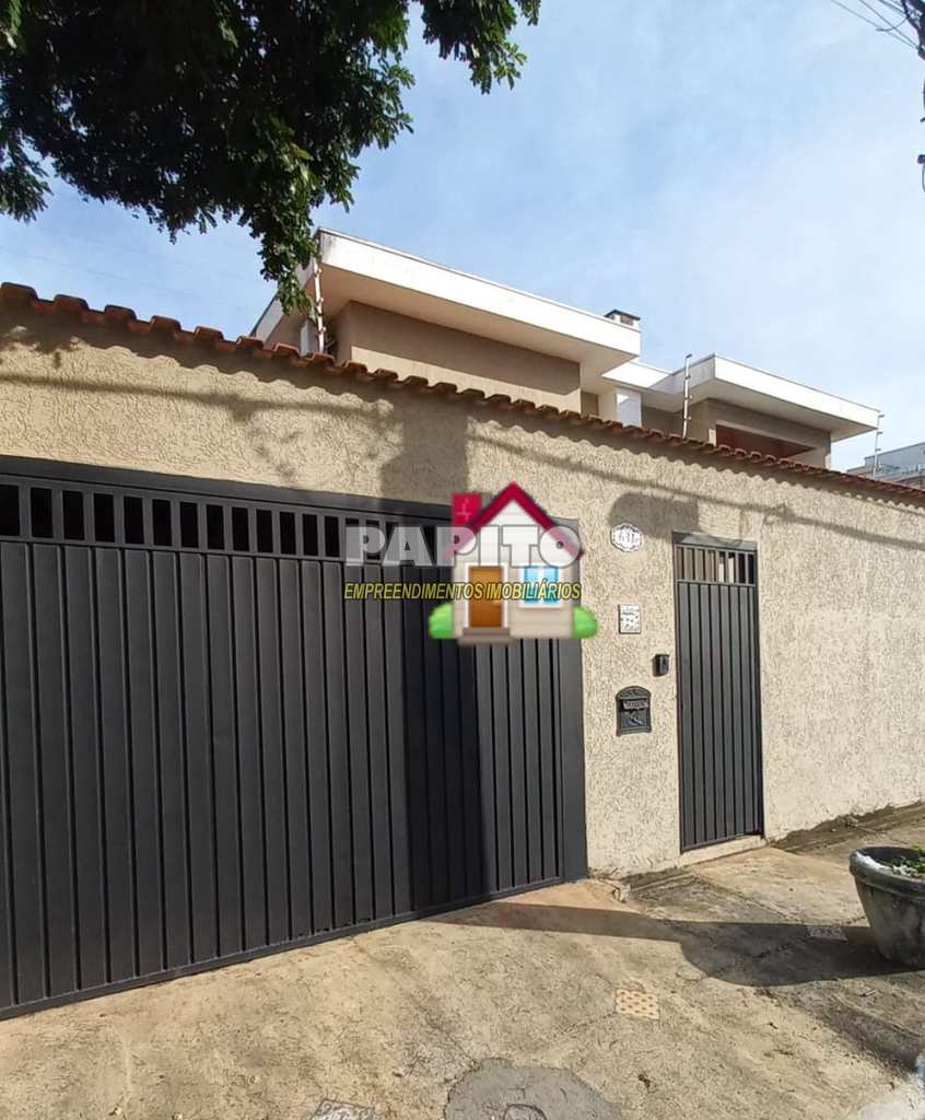 Casa em Praia Grande, no bairro Canto do Forte