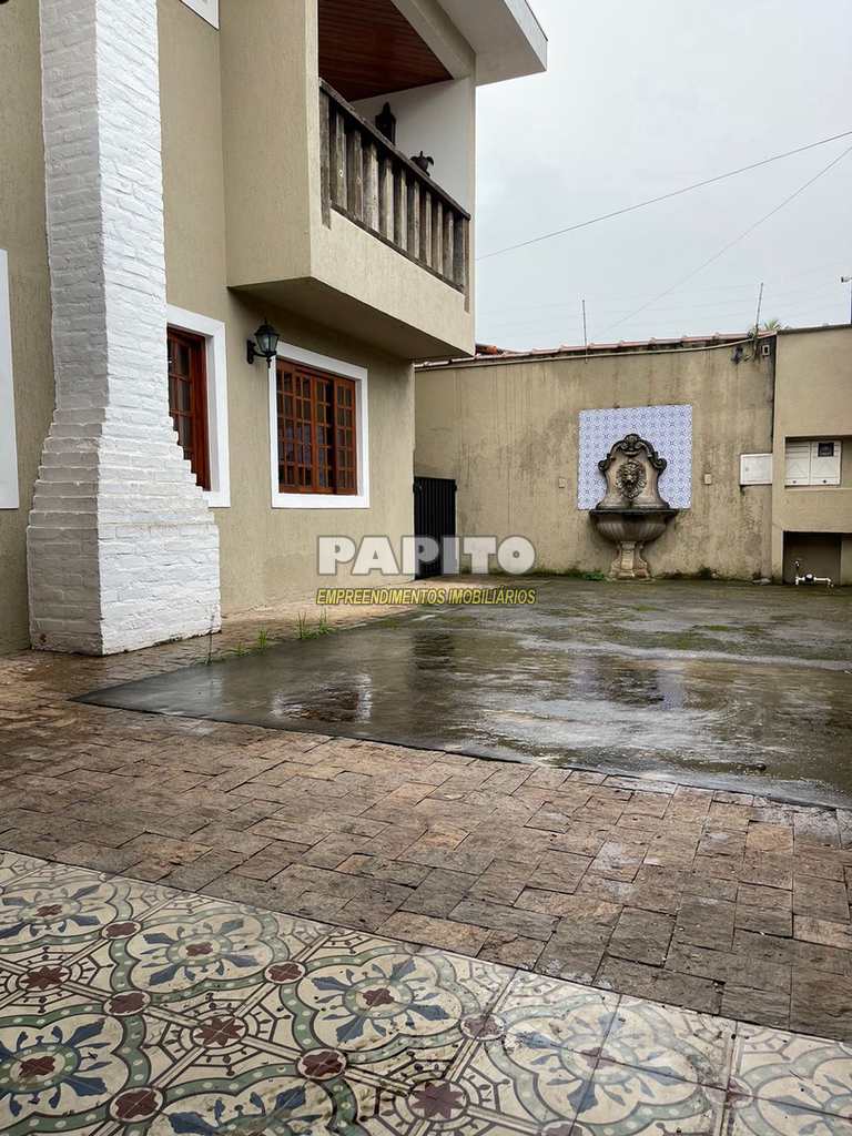 Casa em Praia Grande, no bairro Canto do Forte