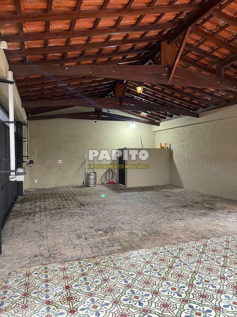 Casa em Praia Grande, no bairro Canto do Forte