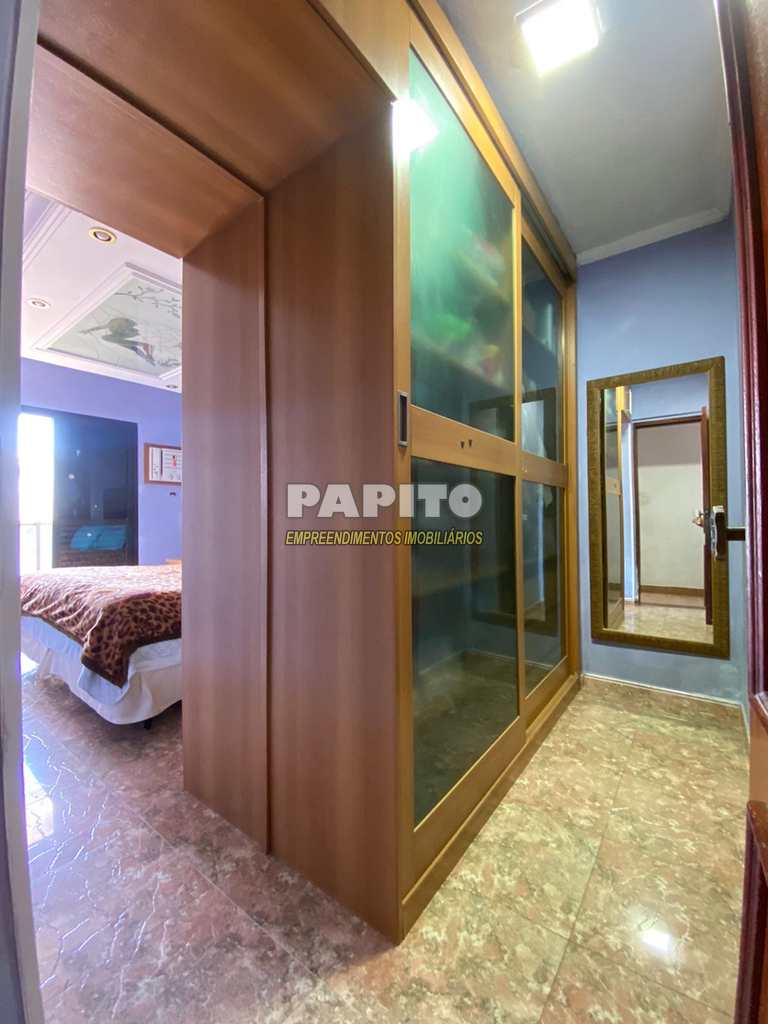 Apartamento em Praia Grande, no bairro Tupi