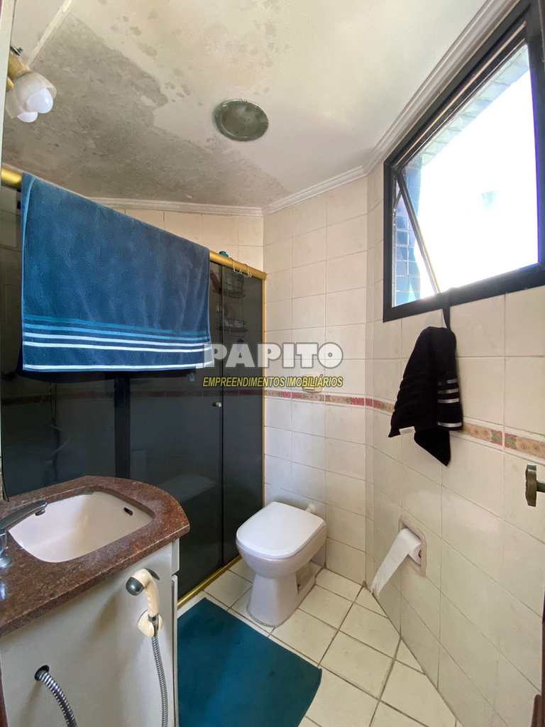 Apartamento em Praia Grande, no bairro Tupi