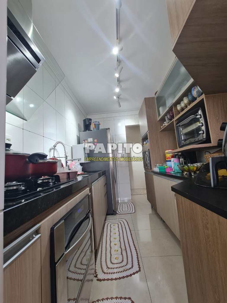 Apartamento em Praia Grande, no bairro Caiçara