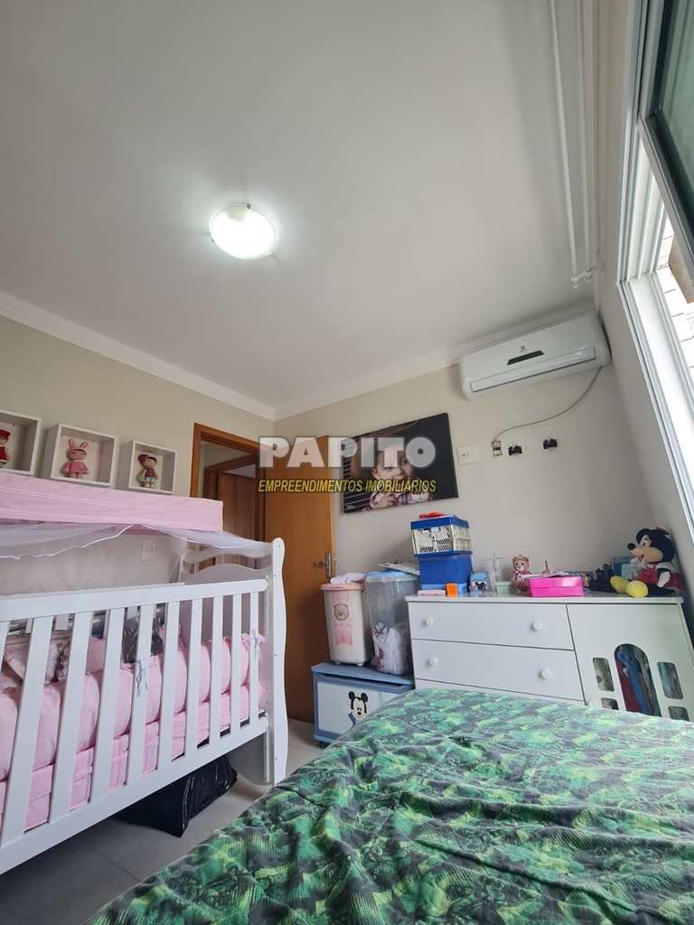 Apartamento em Praia Grande, no bairro Caiçara