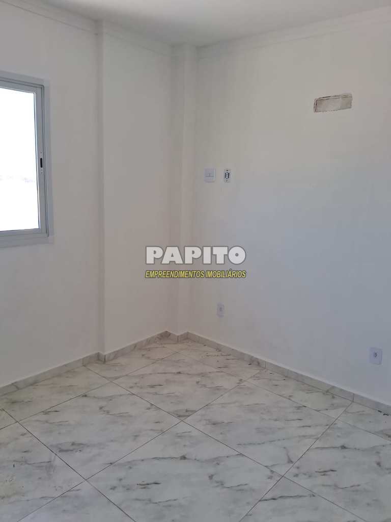 Apartamento em Praia Grande, no bairro Mirim