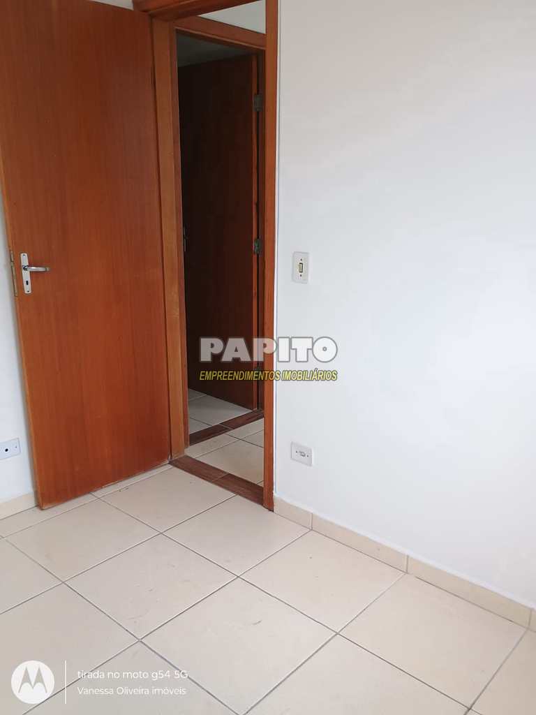 Apartamento em Praia Grande, no bairro Caiçara