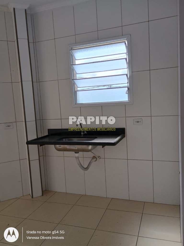 Apartamento em Praia Grande, no bairro Caiçara