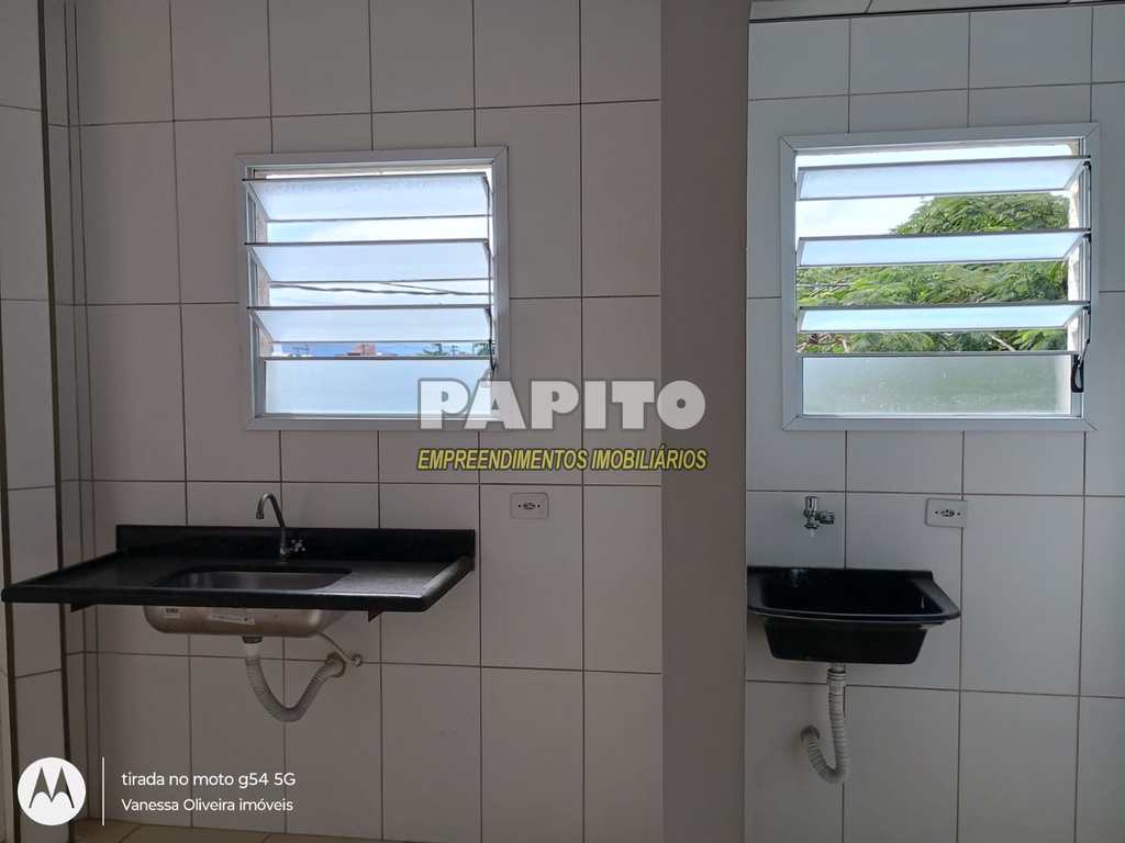 Apartamento em Praia Grande, no bairro Caiçara