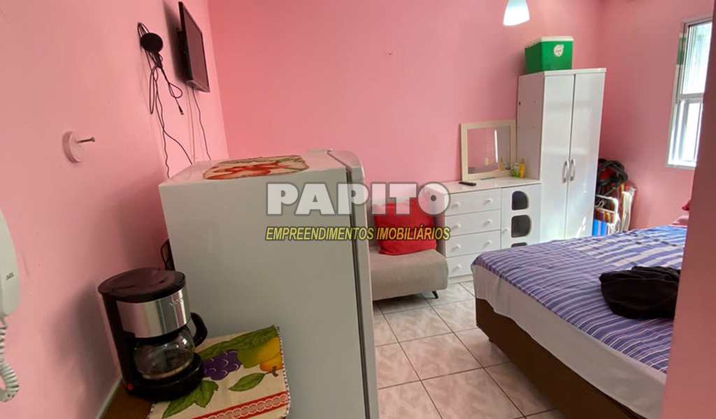 Kitnet em Praia Grande, bairro Ocian