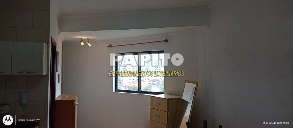Kitnet em Praia Grande, no bairro Tupi