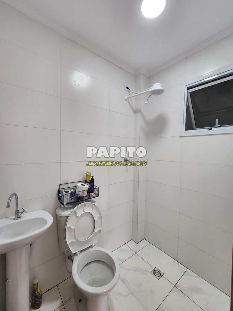 Apartamento em Praia Grande, no bairro Caiçara