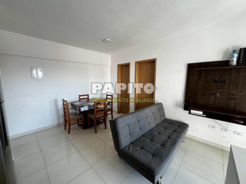 Apartamento em Praia Grande, no bairro Caiçara