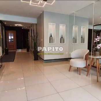Apartamento em Praia Grande, bairro Guilhermina