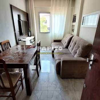 Apartamento em Praia Grande, bairro Boqueirão