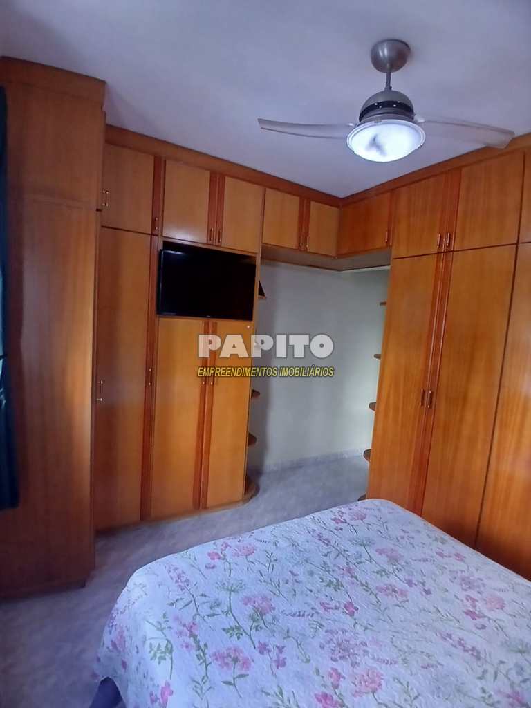 Apartamento em Praia Grande, no bairro Tupi