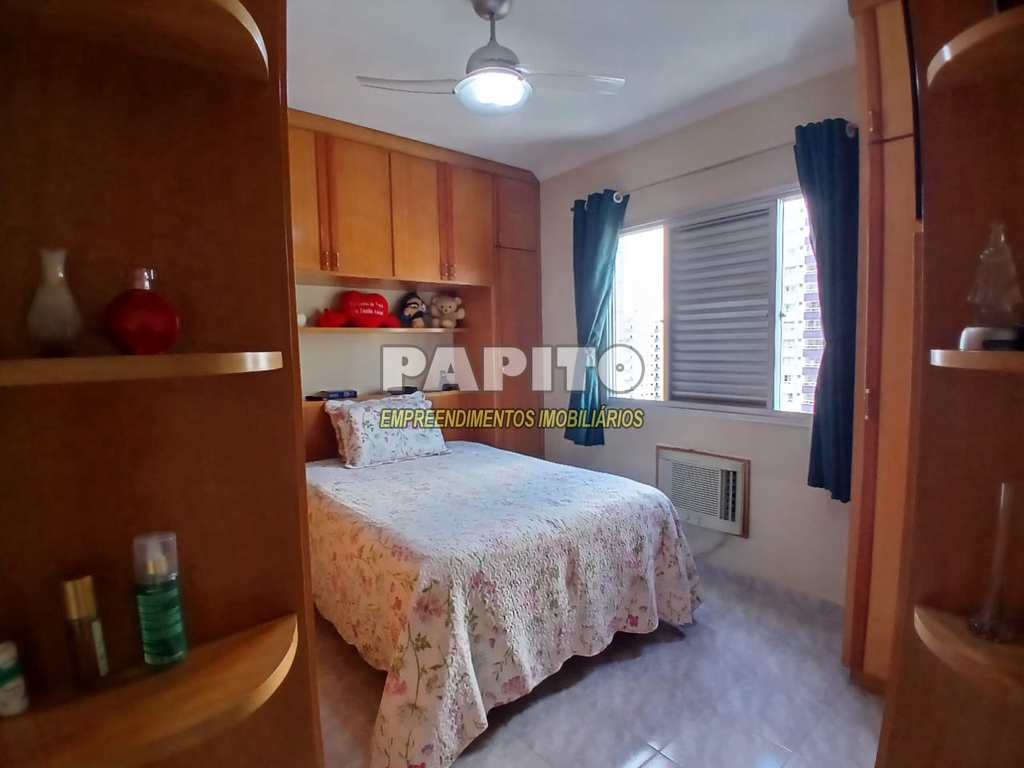 Apartamento em Praia Grande, no bairro Tupi