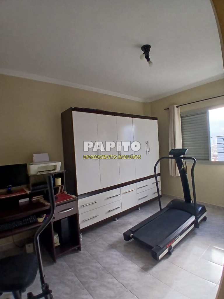 Apartamento em Praia Grande, no bairro Tupi