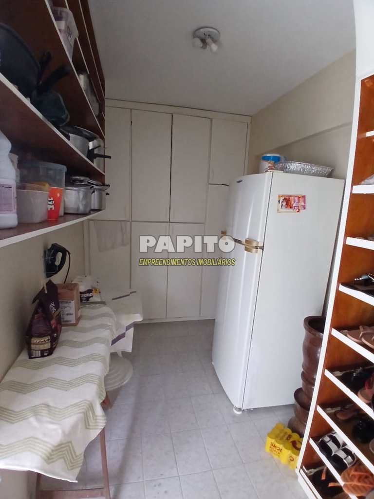 Apartamento em Praia Grande, no bairro Tupi