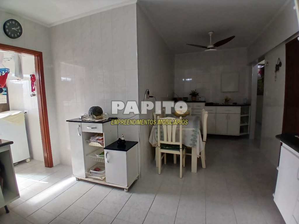 Apartamento em Praia Grande, no bairro Tupi