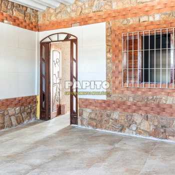 Casa em Praia Grande, bairro Ocian