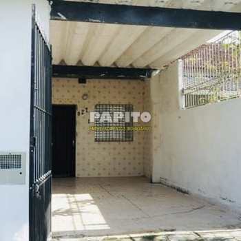 Casa em Praia Grande, bairro Mirim
