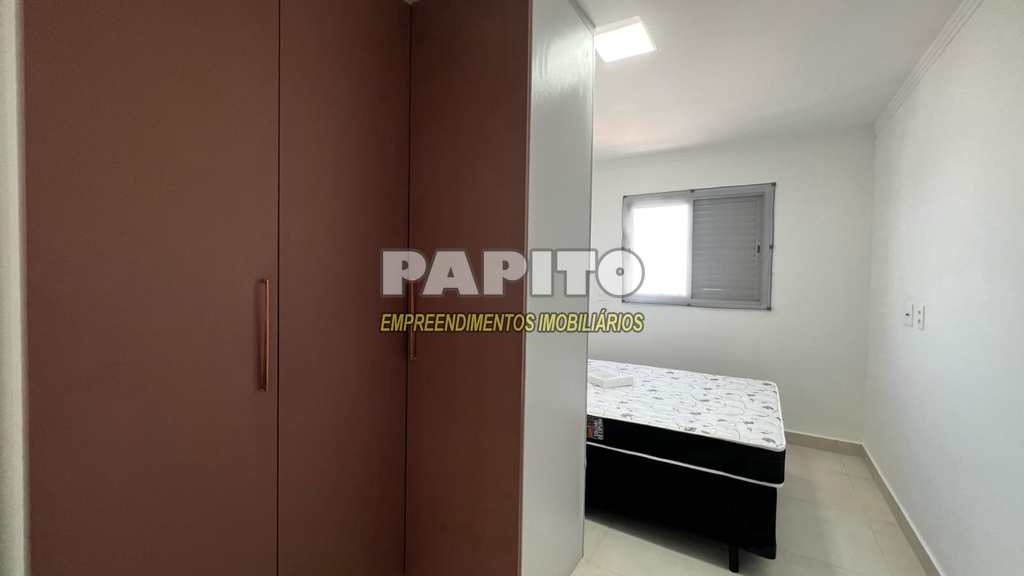 Apartamento em Praia Grande, no bairro Tupi