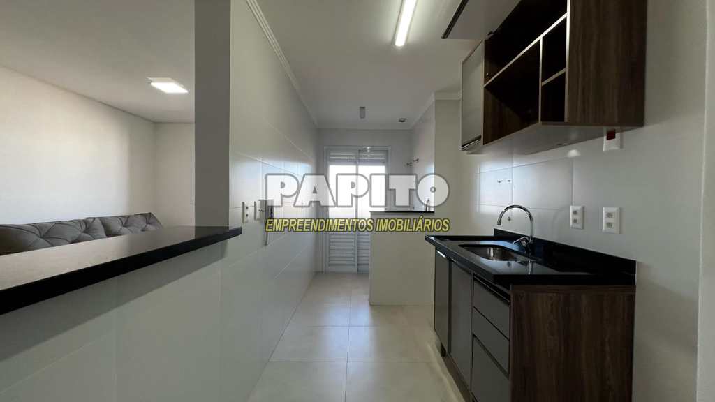 Apartamento em Praia Grande, no bairro Tupi