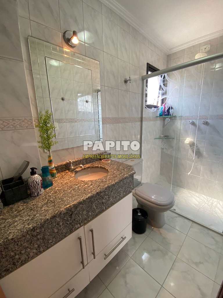 Apartamento em Praia Grande, no bairro Caiçara