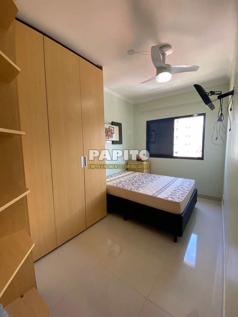 Apartamento em Praia Grande, no bairro Caiçara
