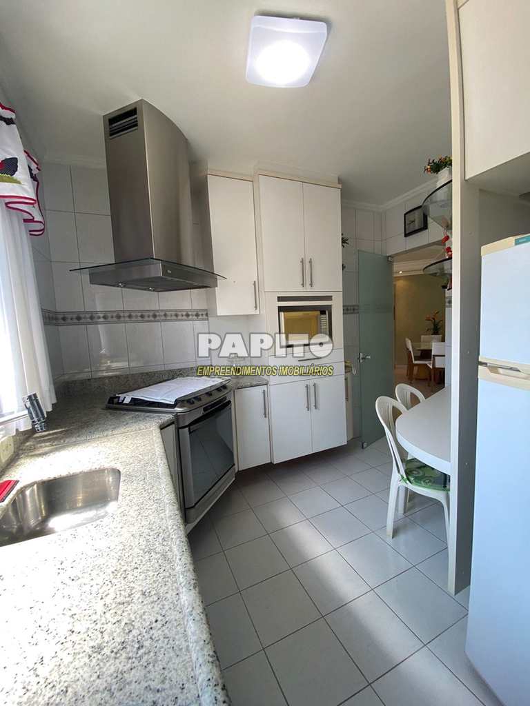 Apartamento em Praia Grande, no bairro Caiçara