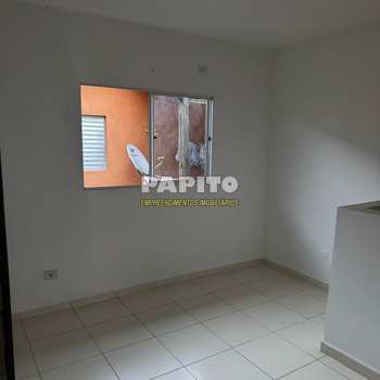 Casa de Condomínio em Praia Grande, bairro Melvi