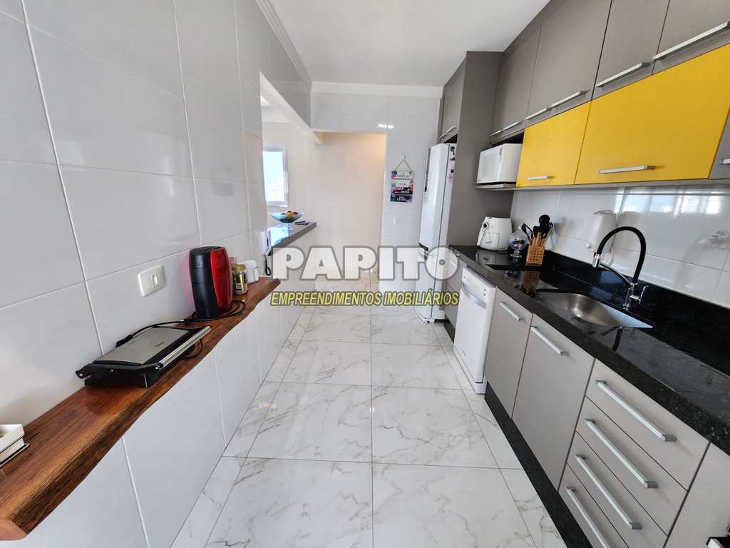 Apartamento em Praia Grande, no bairro Caiçara