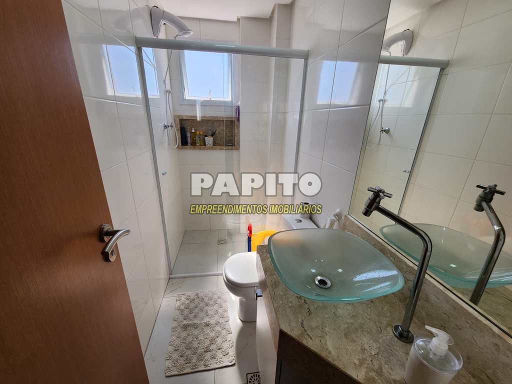 Apartamento em Praia Grande, no bairro Caiçara