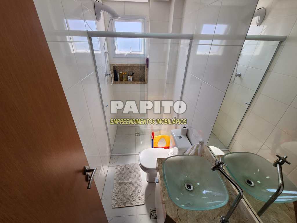 Apartamento em Praia Grande, no bairro Caiçara