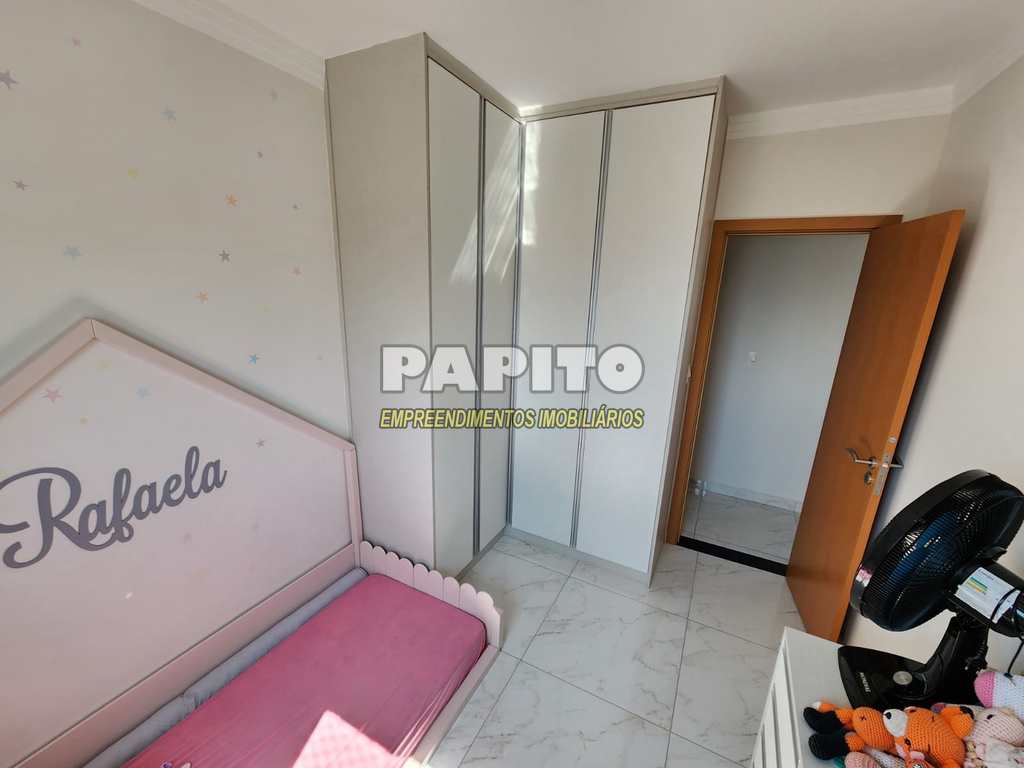 Apartamento em Praia Grande, no bairro Caiçara