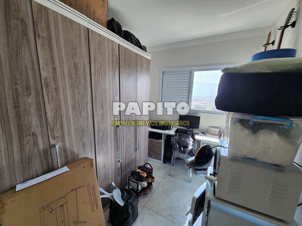 Apartamento em Praia Grande, no bairro Caiçara