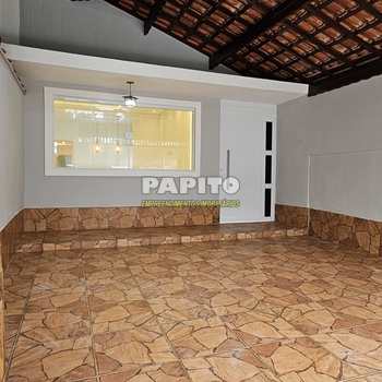 Casa em Praia Grande, bairro Caiçara