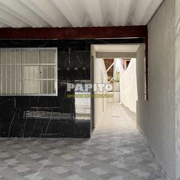 Casa em Praia Grande, bairro Tupi